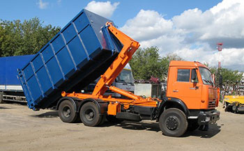 Пример машины для вывоза строительных отходов контейнером