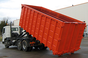 Машина для вывоза строительных отходов контейнером